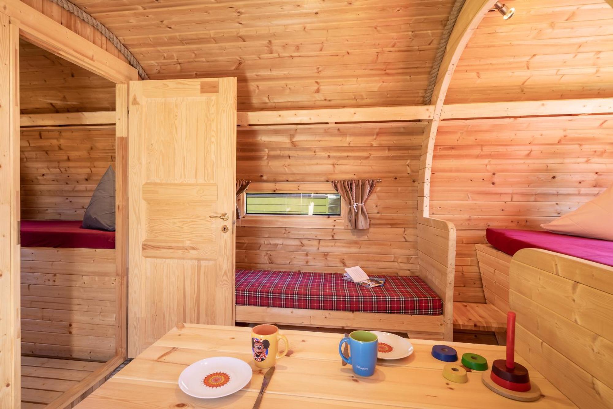 Camping Lazy Rancho - Eiger - Moench - Jungfrau - Interlaken Exteriör bild