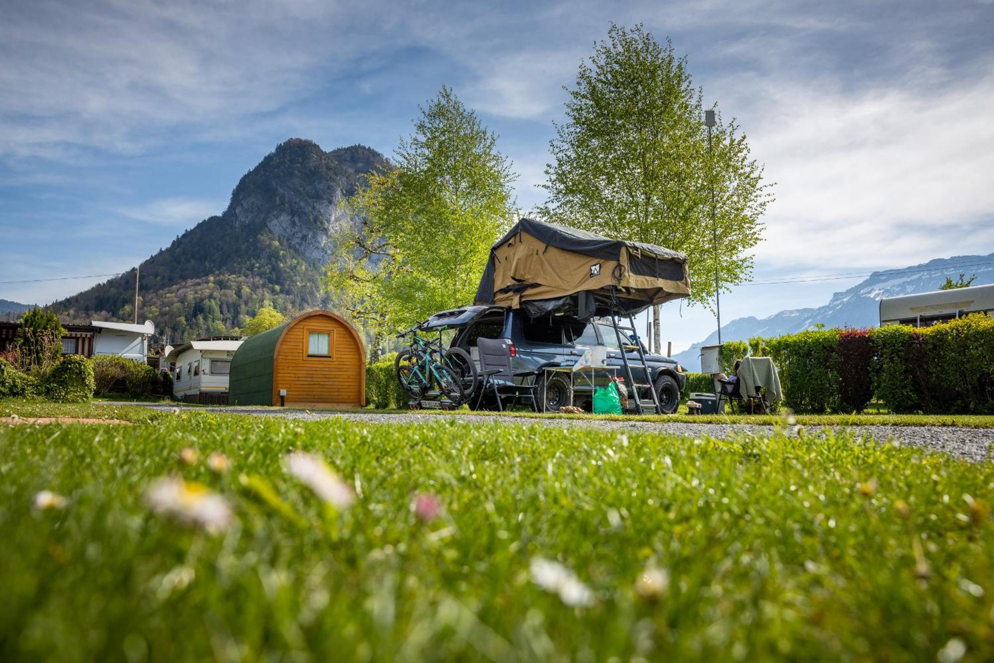 Camping Lazy Rancho - Eiger - Moench - Jungfrau - Interlaken Exteriör bild