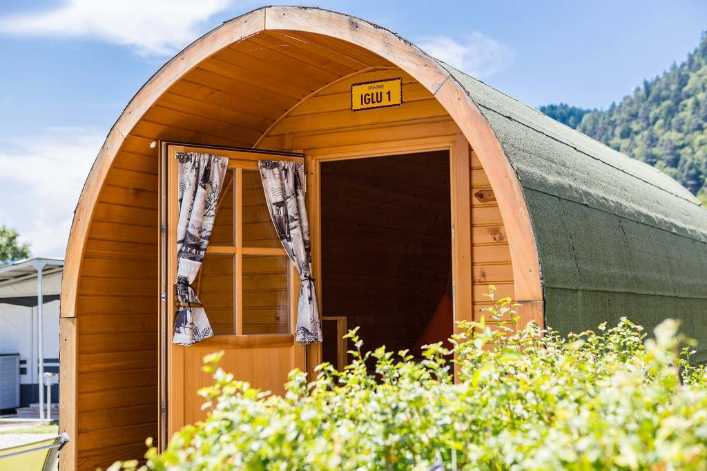 Camping Lazy Rancho - Eiger - Moench - Jungfrau - Interlaken Exteriör bild